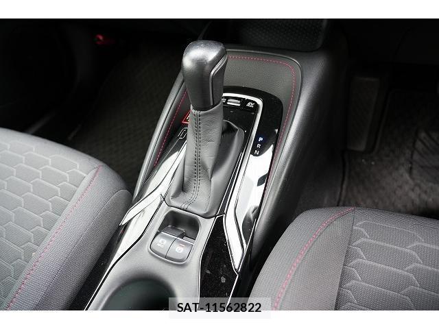 Toyota COROLLA SPORT 2021-02 8010394-7