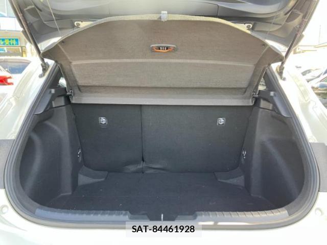 Toyota COROLLA SPORT 2018-12 8012184-7