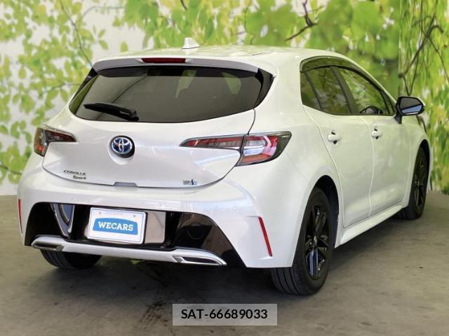 Toyota COROLLA SPORT 2021-05 8012216-2