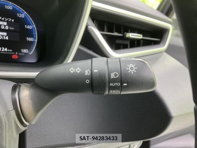 Toyota COROLLA SPORT 2023-02 8012289-15