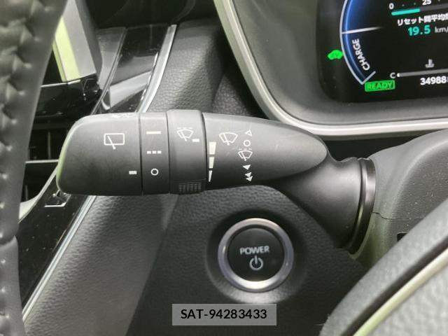 Toyota COROLLA SPORT 2023-02 8012289-16