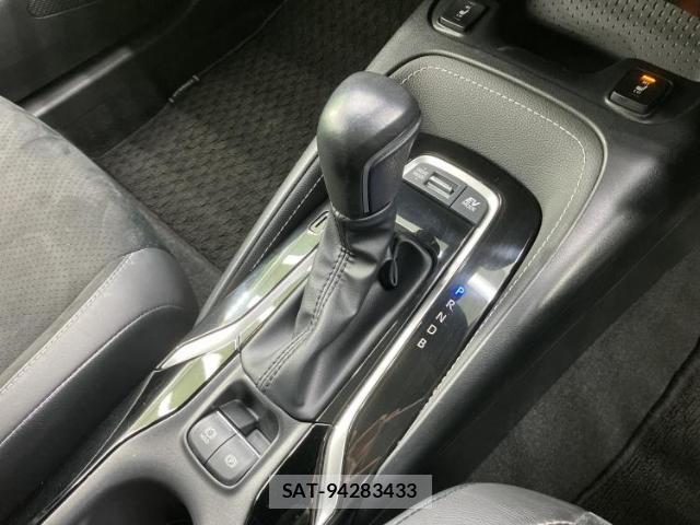Toyota COROLLA SPORT 2023-02 8012289-17