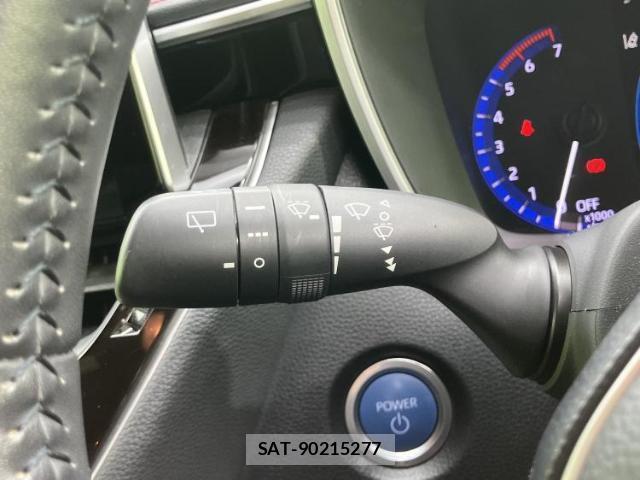 Toyota COROLLA SPORT 2019-03 8012293-16