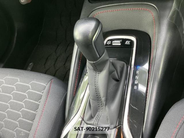 Toyota COROLLA SPORT 2019-03 8012293-17