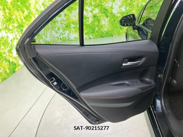 Toyota COROLLA SPORT 2019-03 8012293-6