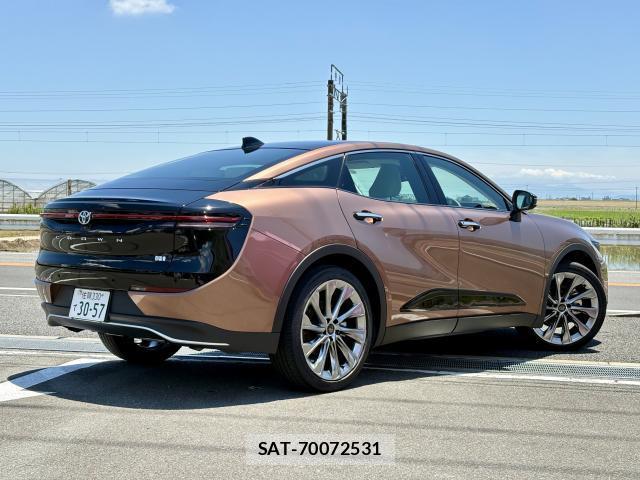 Toyota Crown Crossover 2023-03 8003807-1