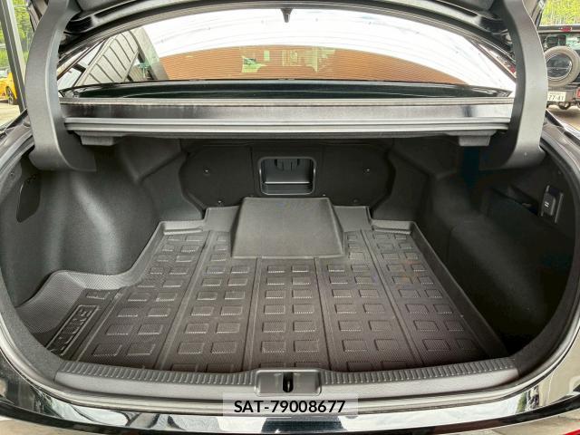 Toyota Crown Crossover 2024-03 8004315-17