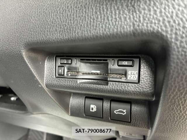 Toyota Crown Crossover 2024-03 8004315-8