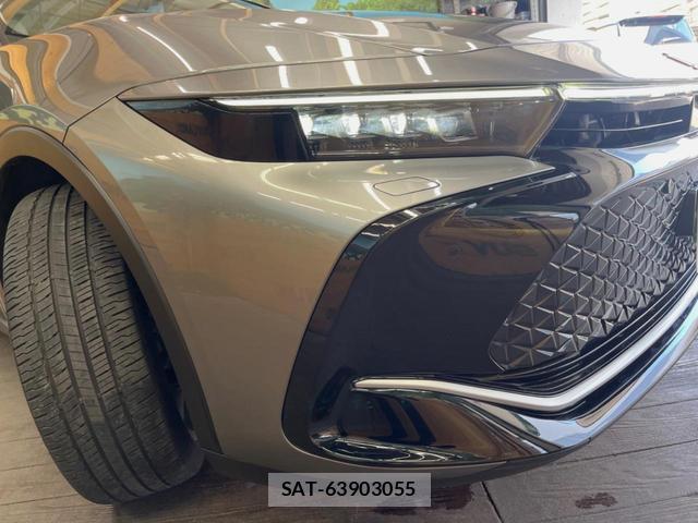 Toyota Crown Crossover 2023-03 8006203-11