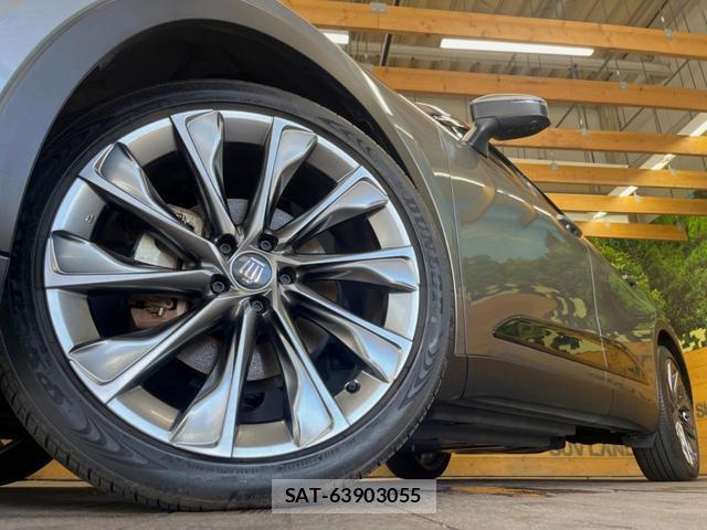 Toyota Crown Crossover 2023-03 8006203-12