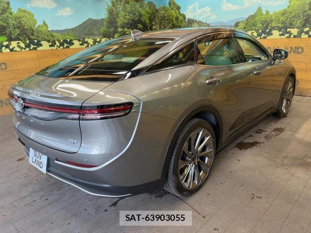 Toyota Crown Crossover 2023-03 8006203-16