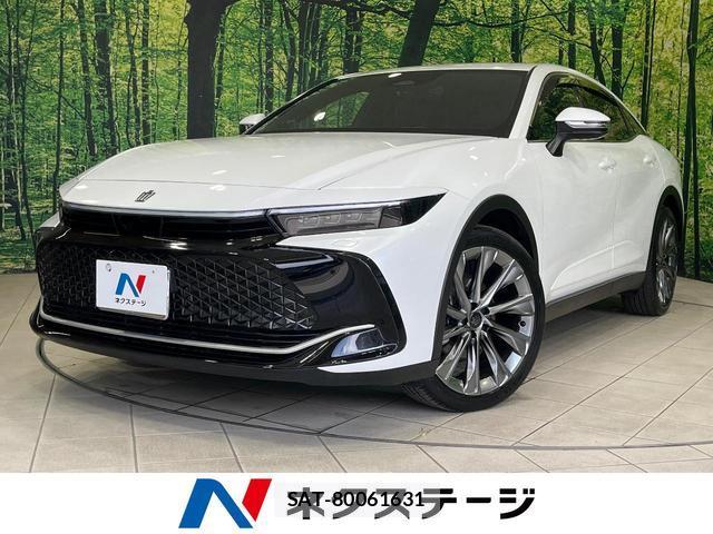 Toyota Crown Crossover 2023-03 8007716-0