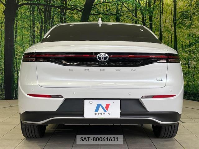Toyota Crown Crossover 2023-03 8007716-14