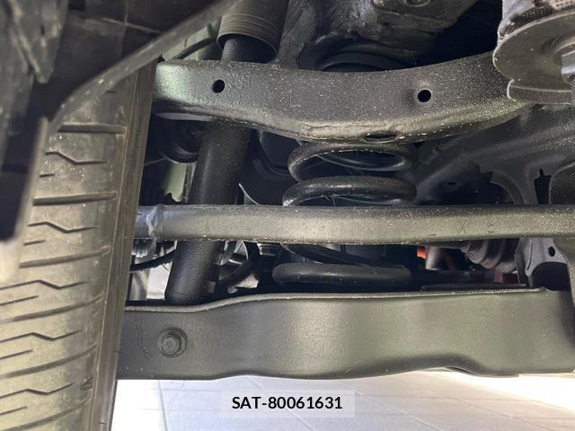 Toyota Crown Crossover 2023-03 8007716-19