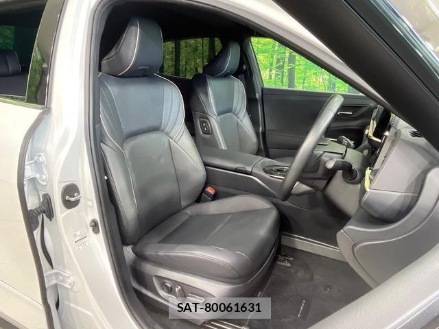 Toyota Crown Crossover 2023-03 8007716-7