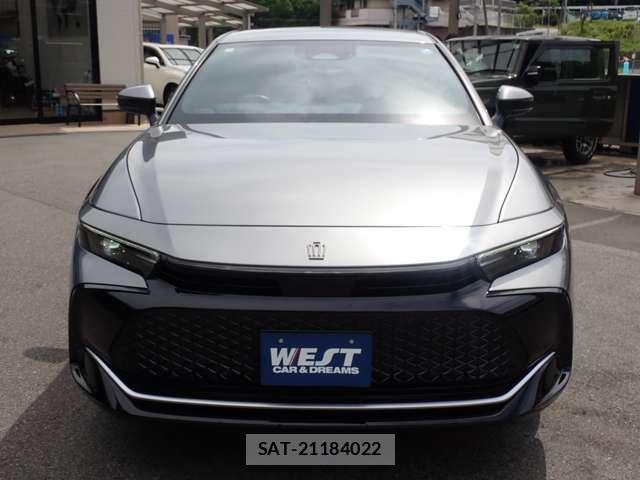 Toyota Crown Crossover 2024-02 8010893-11