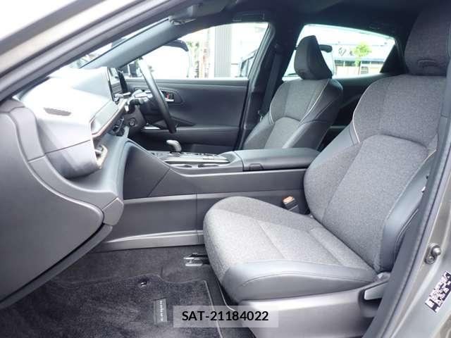Toyota Crown Crossover 2024-02 8010893-3