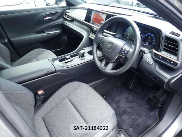 Toyota Crown Crossover 2024-02 8010893-6