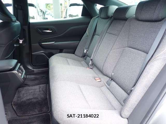 Toyota Crown Crossover 2024-02 8010893-7