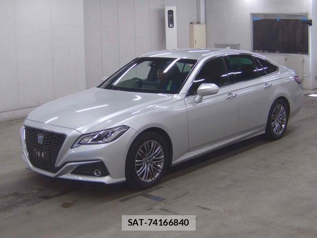 Toyota CROWN HYBRID 2022-05 8003748-3