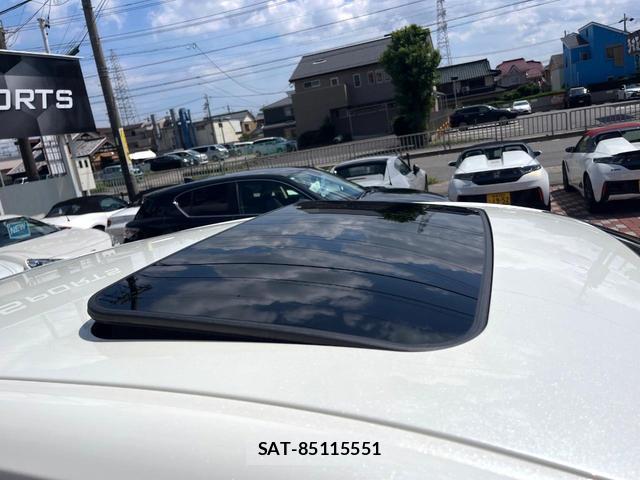 Toyota CROWN HYBRID 2019-12 8005097-4