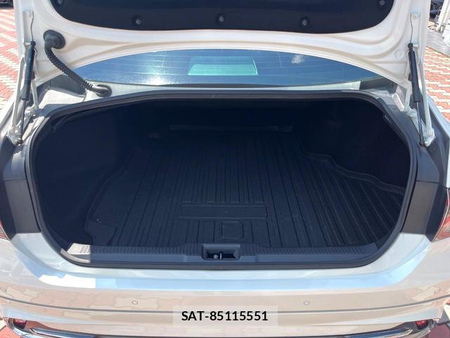 Toyota CROWN HYBRID 2019-12 8005097-9