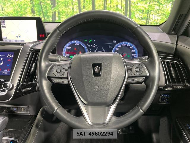 Toyota CROWN HYBRID 2019-05 7934868-11
