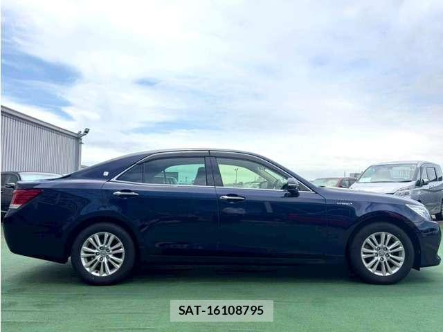 Toyota CROWN HYBRID 2013-06 8008812-15