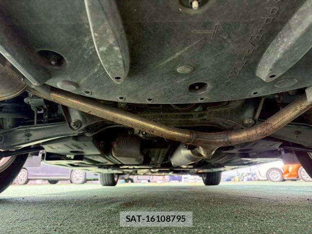 Toyota CROWN HYBRID 2013-06 8008812-8