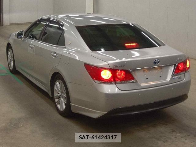 Toyota CROWN HYBRID 2014-06 8008846-1