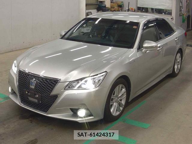 Toyota CROWN HYBRID 2014-06 8008846-3