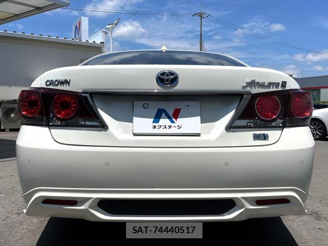 Toyota CROWN HYBRID 2017-08 8011229-13