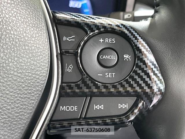 Toyota CROWN HYBRID 2019-06 8011394-5