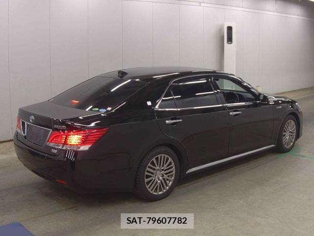Toyota CROWN MAJESTA 2018-04 8007501-1
