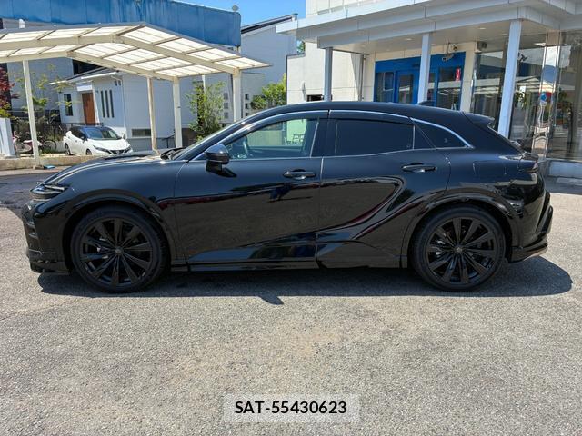 Toyota CROWN 2025-01 8003056-1