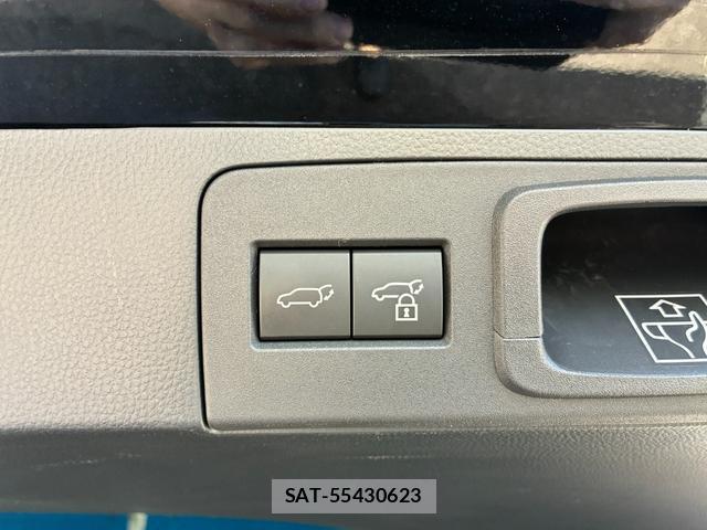 Toyota CROWN 2025-01 8003056-18