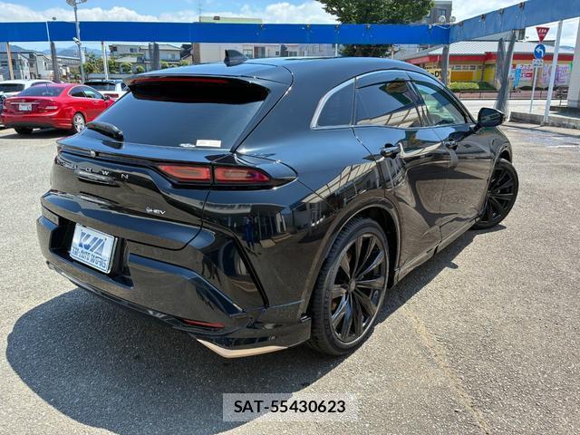 Toyota CROWN 2025-01 8003056-2