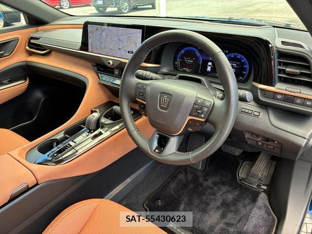 Toyota CROWN 2025-01 8003056-5