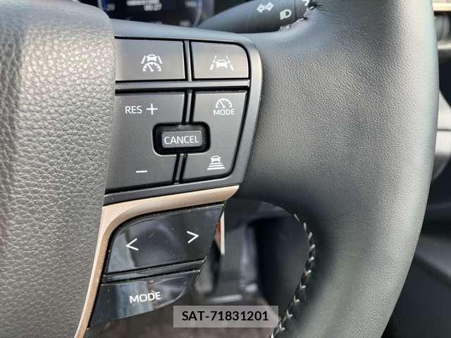 Toyota CROWN 2023-12 8003211-11