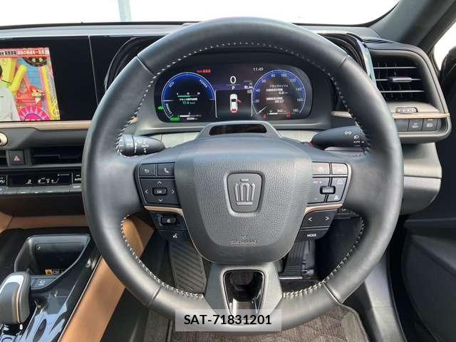 Toyota CROWN 2023-12 8003211-12