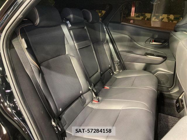 Toyota CROWN 2023-11 8003871-7