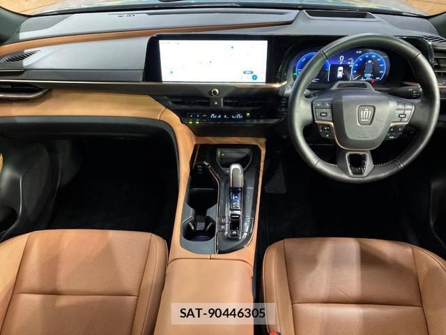 Toyota CROWN 2025-07 8003883-1