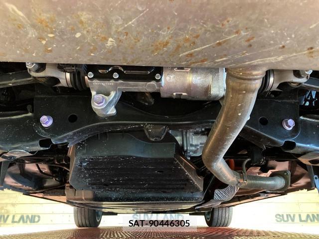 Toyota CROWN 2025-07 8003883-18
