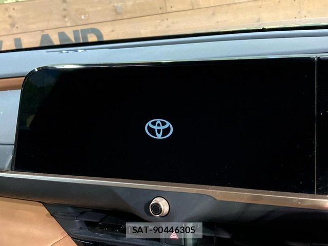 Toyota CROWN 2025-07 8003883-2
