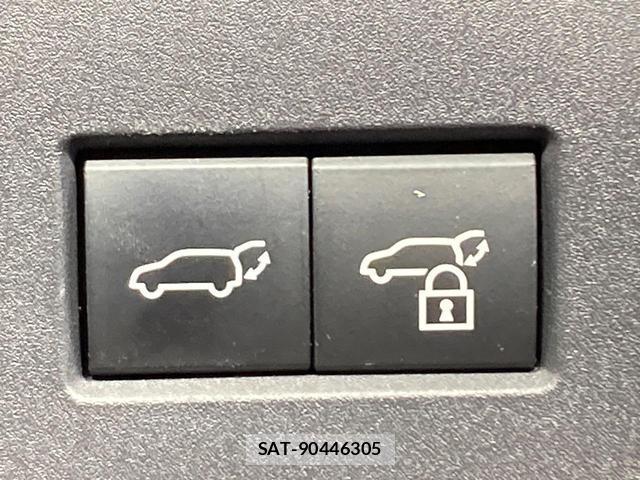 Toyota CROWN 2025-07 8003883-6