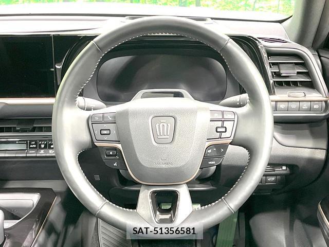 Toyota CROWN 2023-11 8004880-12