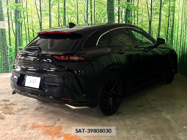Toyota CROWN 2023-12 8005061-12