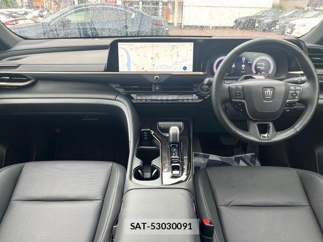Toyota CROWN 2023-12 8005092-1