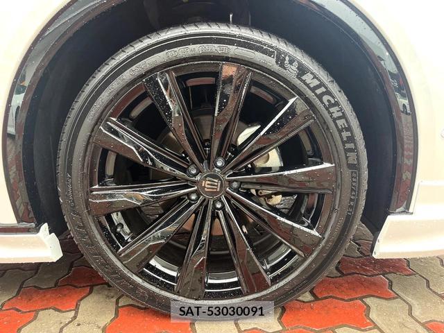 Toyota CROWN 2023-12 8005092-12
