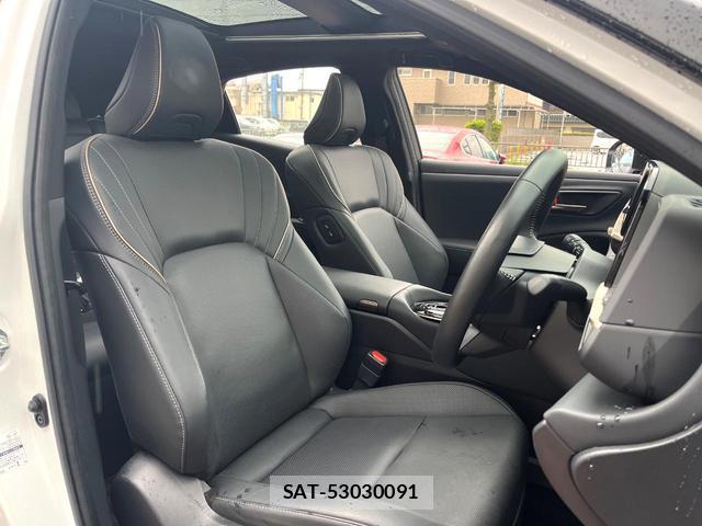 Toyota CROWN 2023-12 8005092-7